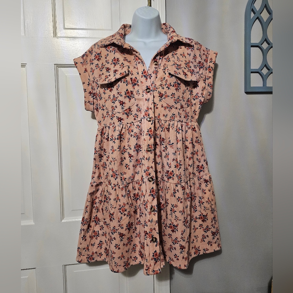 Tan and Black Pleated Midi Sundress with Notched Collar
